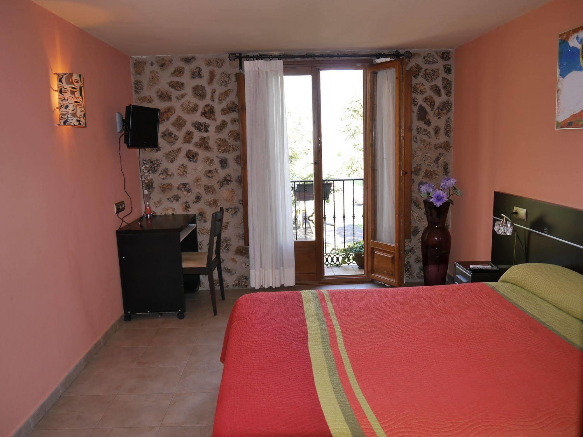 Hostal Bavieca Medinaceli Eksteriør billede