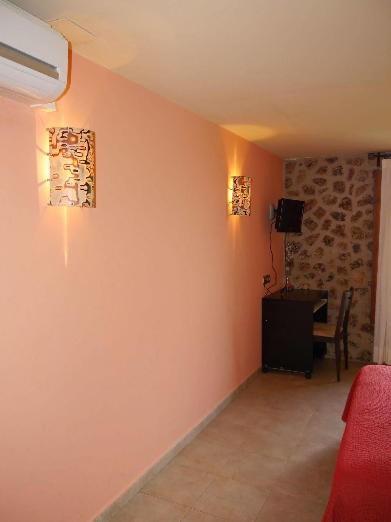 Hostal Bavieca Medinaceli Eksteriør billede